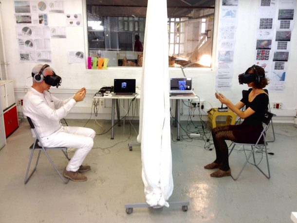 tmba-performance-david-byrne-being-laila-tafur-at-fablab-barcelona-2015-photo-by-beanotherlab